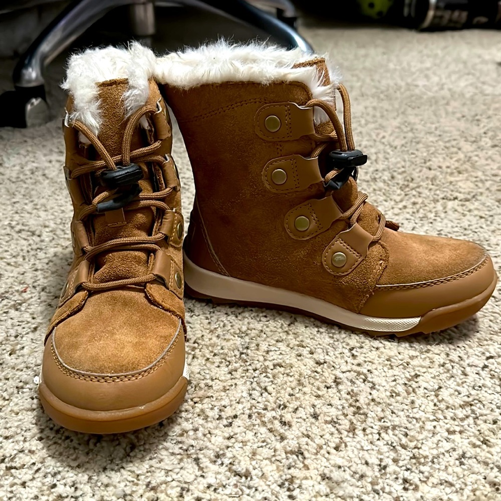 Sorel Youth Whitney II Suede waterproof insulated boots